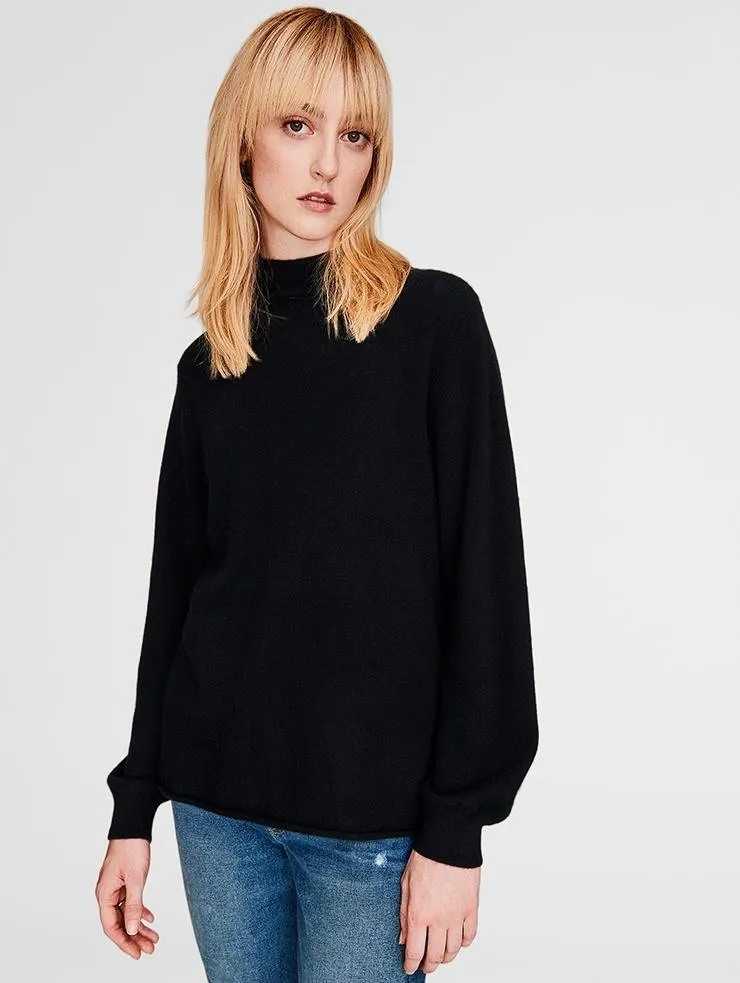 Blouson Sleeve Sweater (Black)