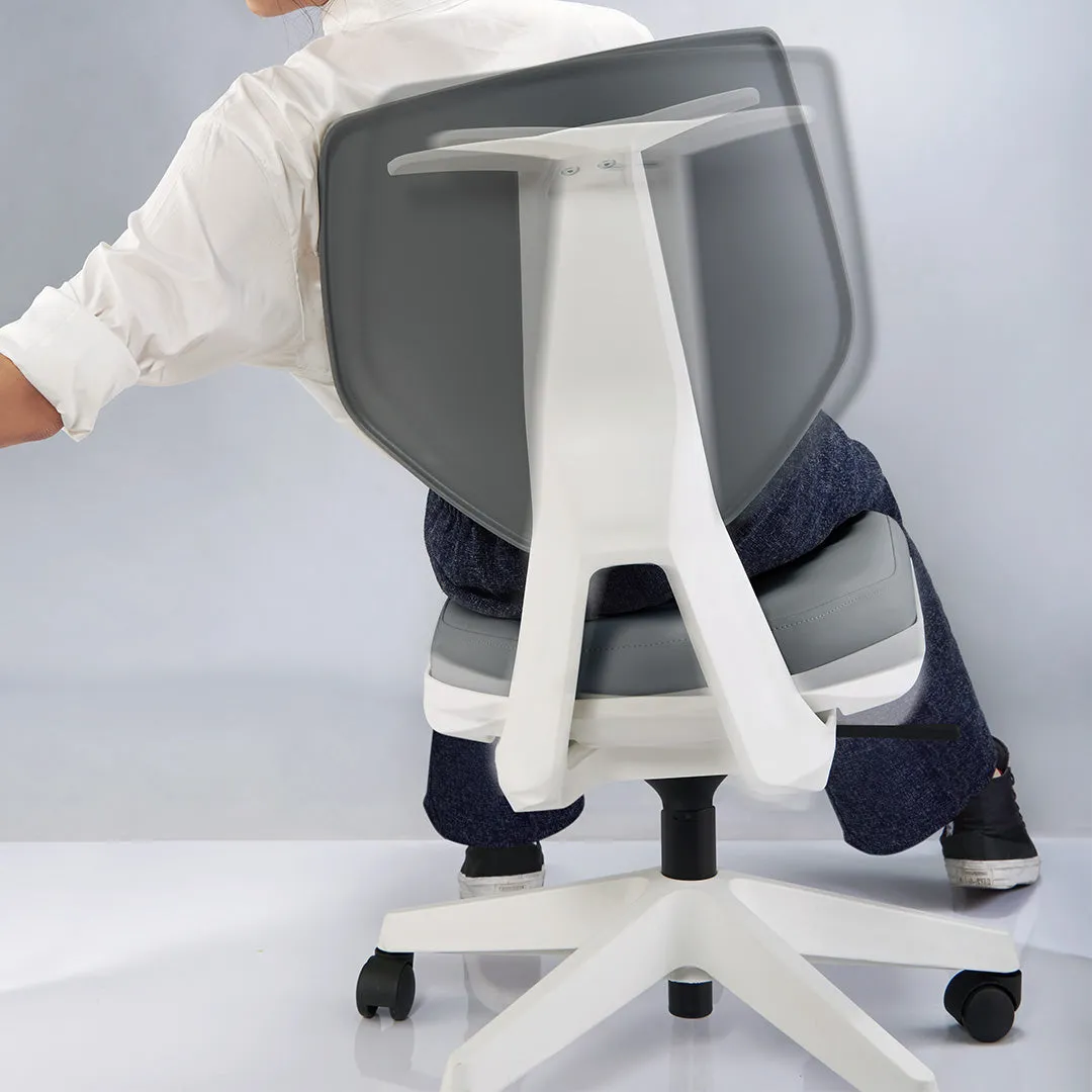 Desky Swivel 3D Tilt Chair