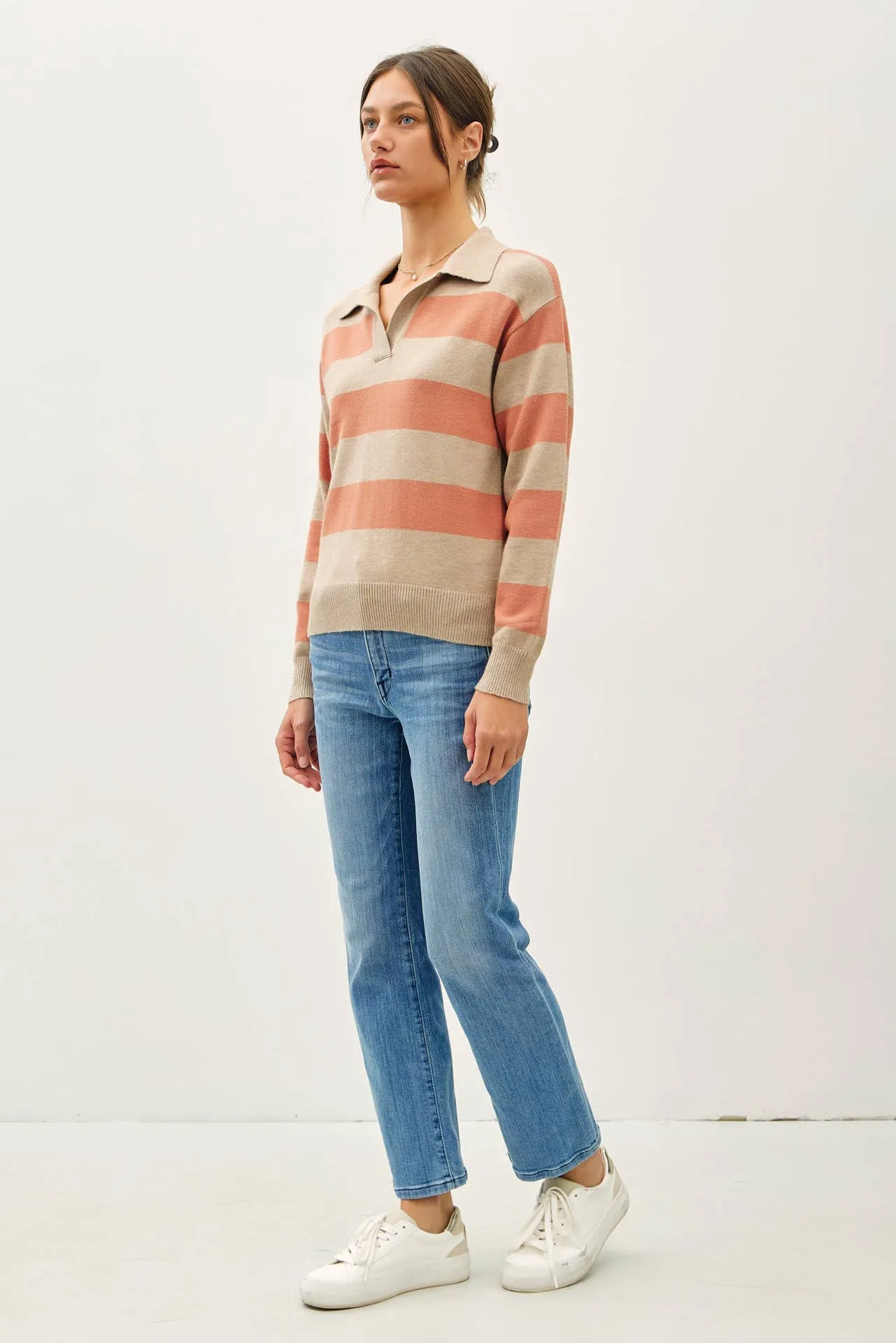 LARGE STRIPE COLLARED SWEATER