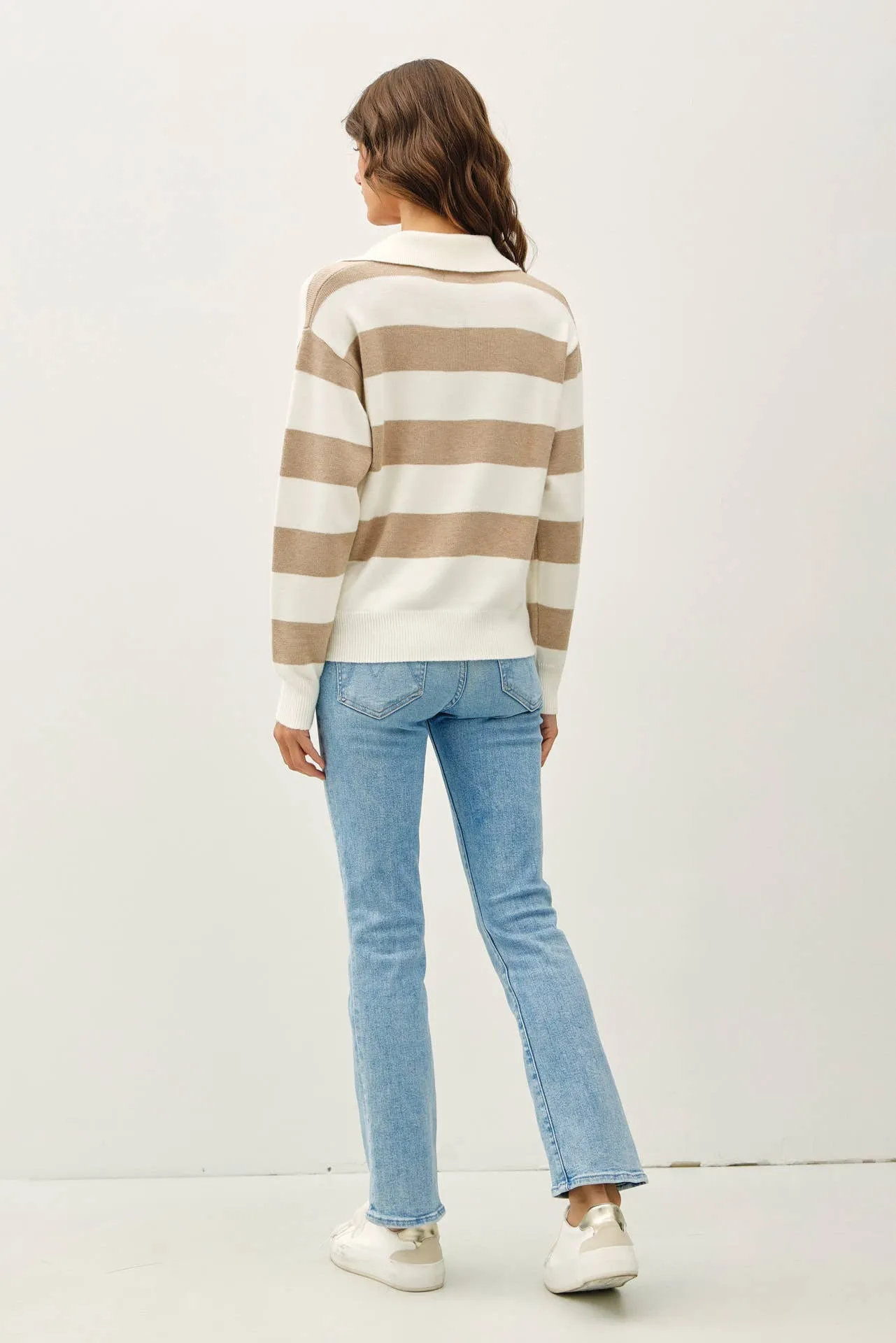 LARGE STRIPE COLLARED SWEATER