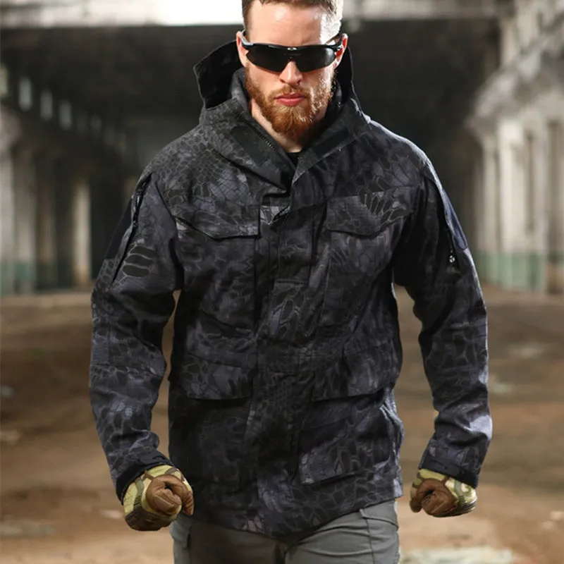 Tactical Urban Jacket: Versatile & Durable for All Seasons