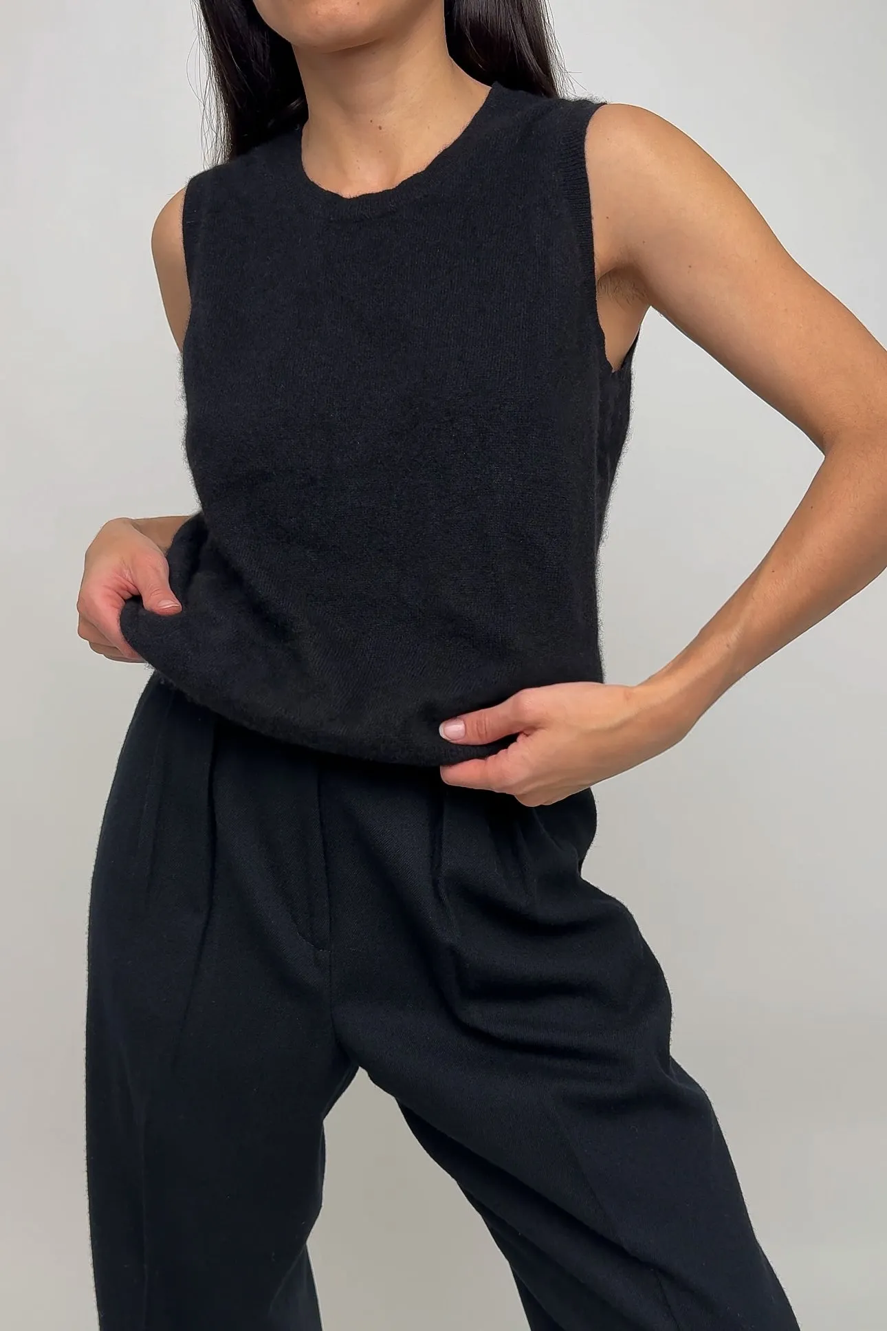 Vintage Jet Black Cashmere Sleeveless Crewneck